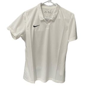 NWT FTBLL SOCCER SHIRT/Women’s /Size Large ⚽️🥅🏟️